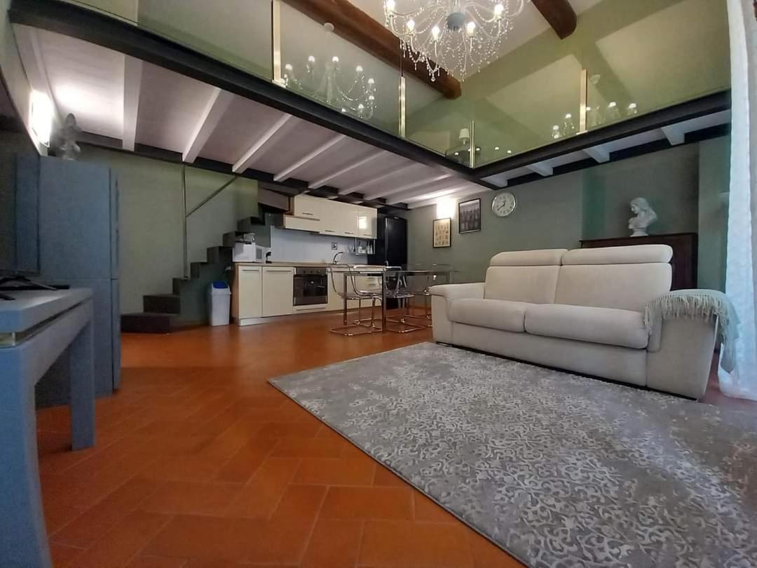 Green Pepper Apartment In フィレンツェ エクステリア 写真